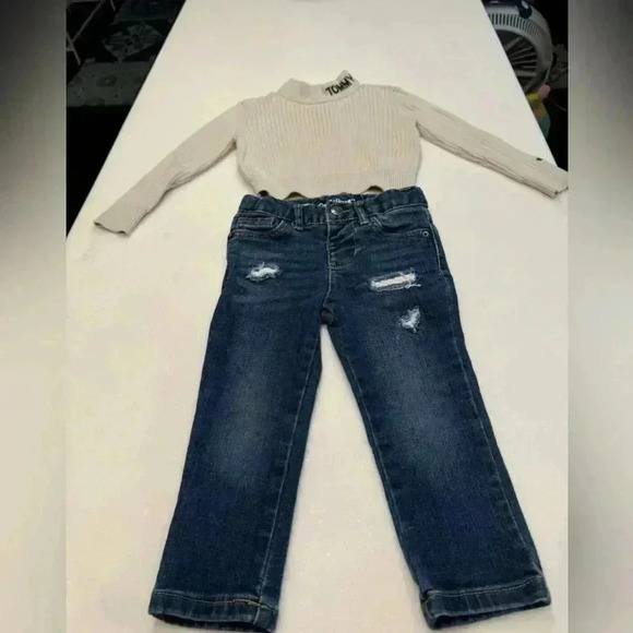 Cat & Jack jeans + Tommy Hilfiger beige moc turtle neck L/S shirt size 2T - Picture 1 of 15